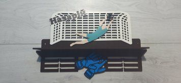 Поличка для медалей і нагород футбол Назар 50смх35см коричнева (Medalnutsa-0602-297) doub_0702Medalnitsa_football_920_46 фото