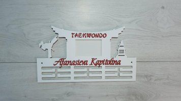 Медальниця карате, тейквондо, айкідо, іменна з поличкою, дерев'яна, тримач для медалей, медальниці 3914831959_medalnitsa-karate-tejkvondo фото