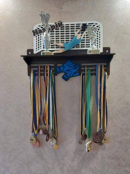 Поличка для медалей і нагород футбол Назар 50смх35см чорна (Medalnutsa-0602-335) doub_0702Medalnitsa_football_920_84 фото
